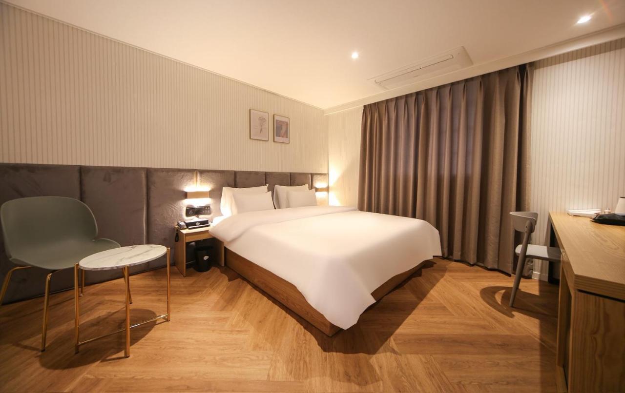 Hotel Lazy Heaven Changwon Eksteriør bilde